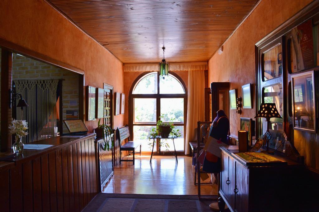 נאבארדונדה דה גרדוס Hospedium Hostal Almanzor מראה חיצוני תמונה