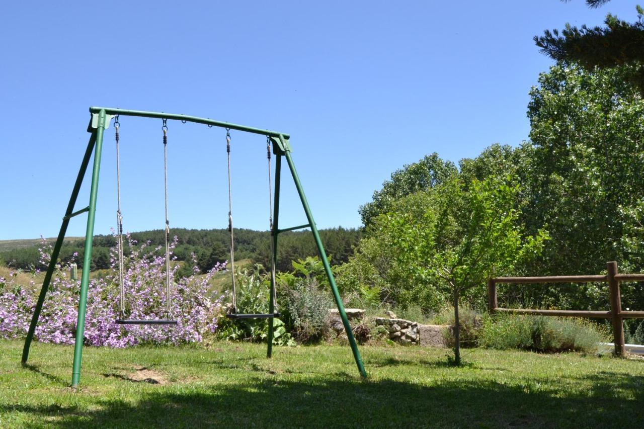 נאבארדונדה דה גרדוס Hospedium Hostal Almanzor מראה חיצוני תמונה