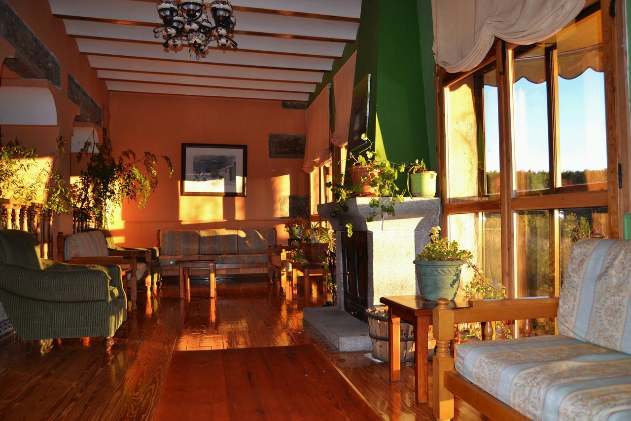 נאבארדונדה דה גרדוס Hospedium Hostal Almanzor מראה חיצוני תמונה